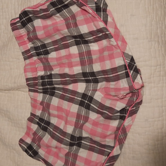 Shorts - Picture 2 of 2